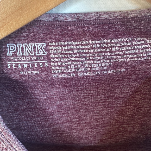(A2) Pink Victoria's Secret Seamless Workout Cropped Crew Top, Size Medium - Picture 4 of 9